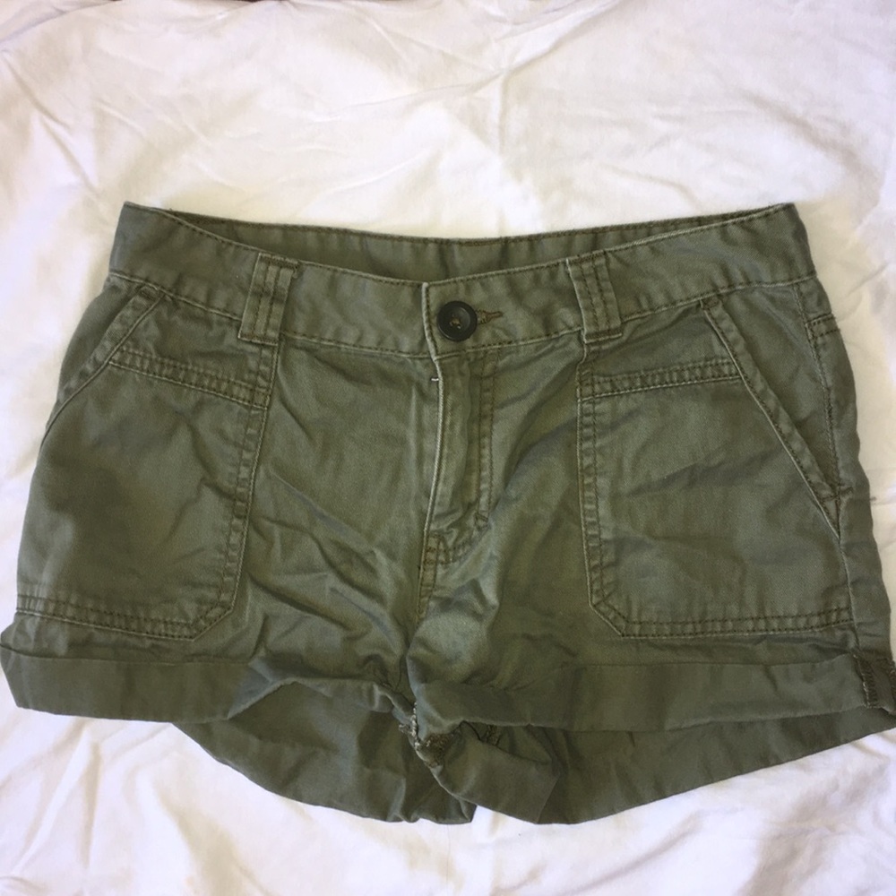 Olive cuffed shorts